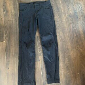MEC Women's Hiking Pants Size 10
